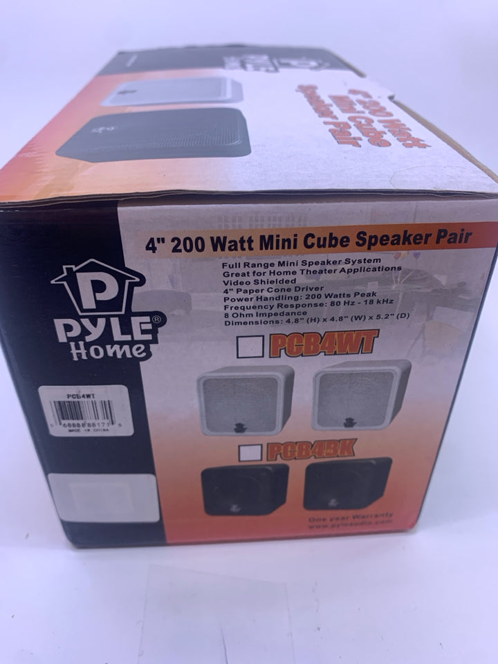 NIB MINI SPEAKER PAIR.