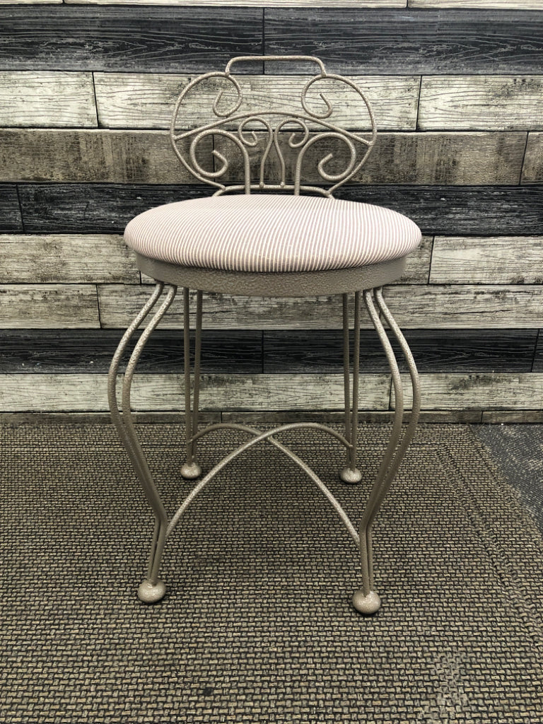 VTG METAL VANITY CHAIR W GREY STRIPED CUSHION.