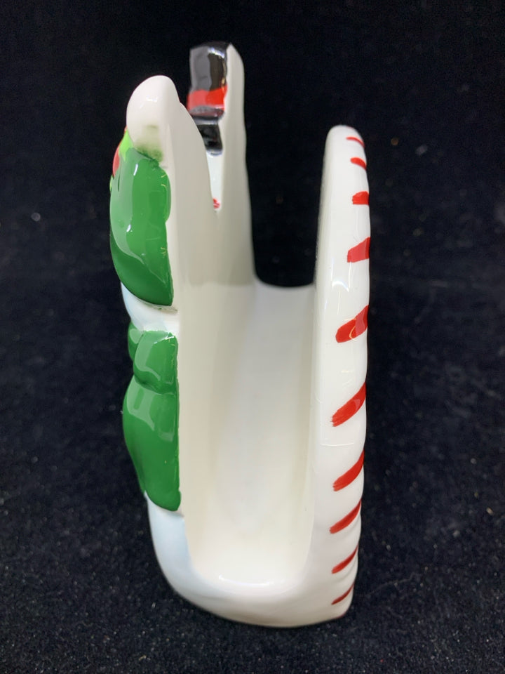 SNOWMAN COUPLE NAPKIN HOLDER.