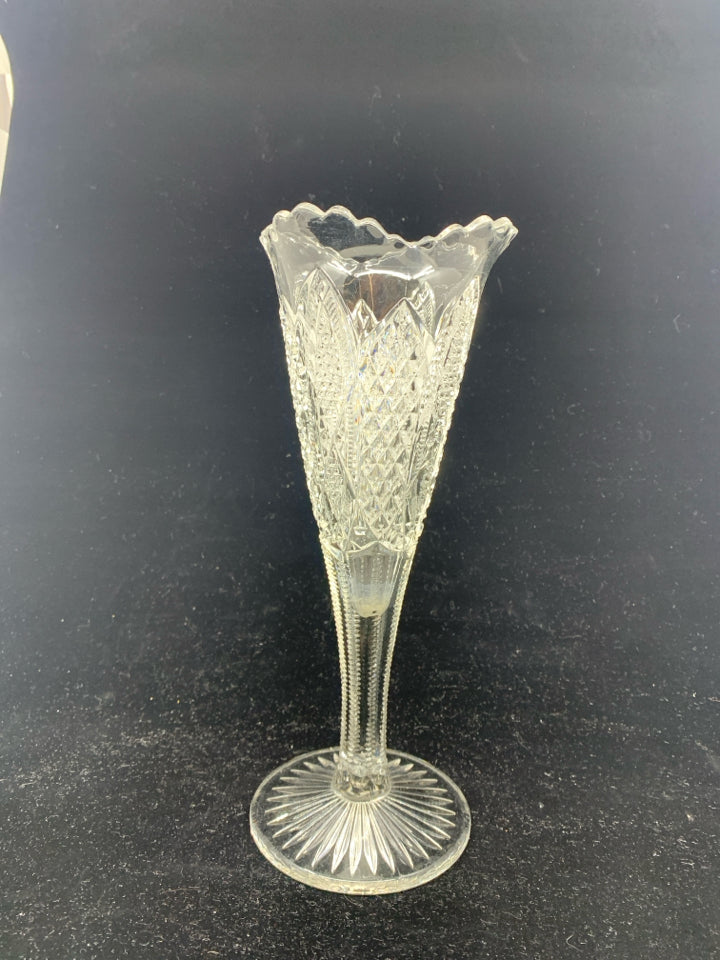 FOOTED CUT GLASS VASE.