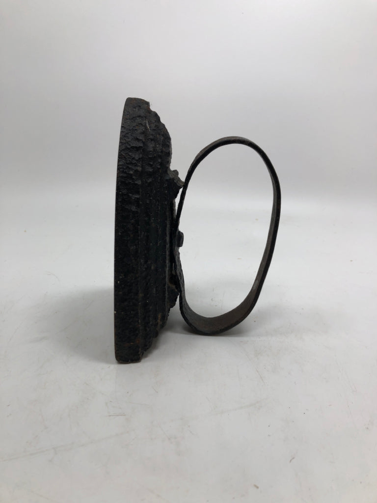 VTG SAD CAST IRON.