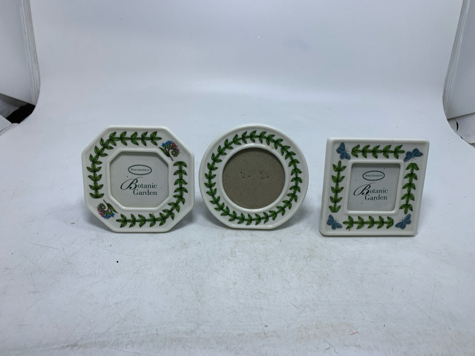 3 MINI BOTANIC GARDEN FRAMES.