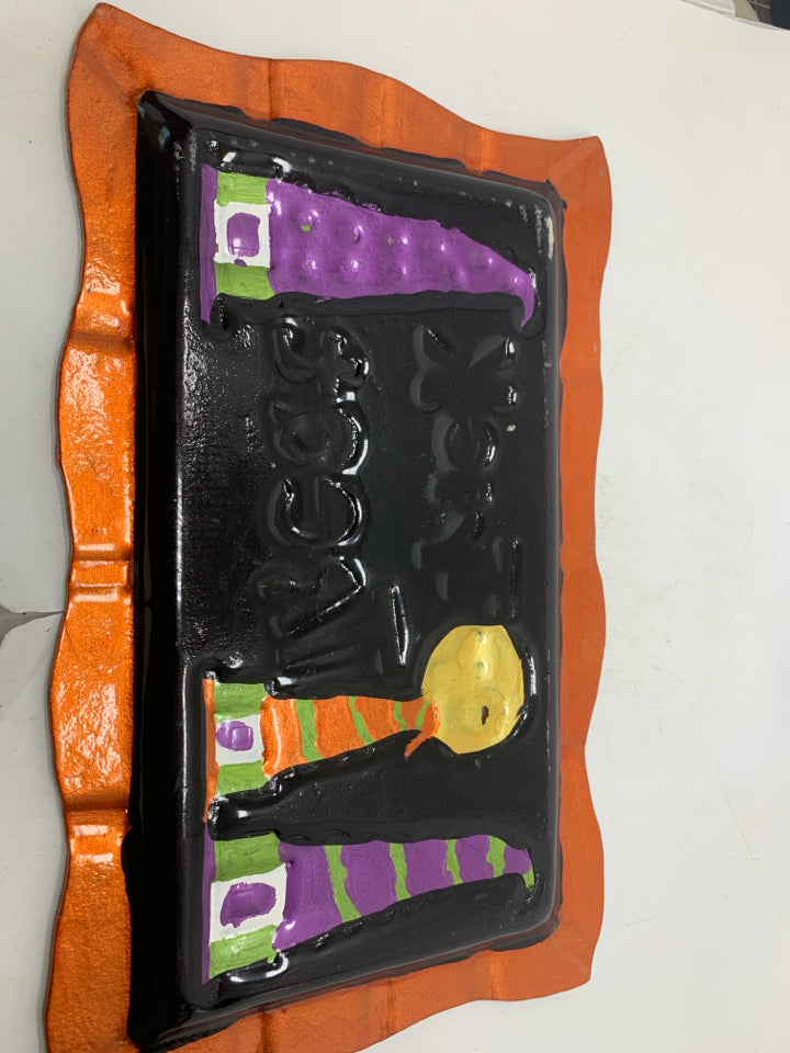 TRICK OR TREAT GLASS PLATTER.