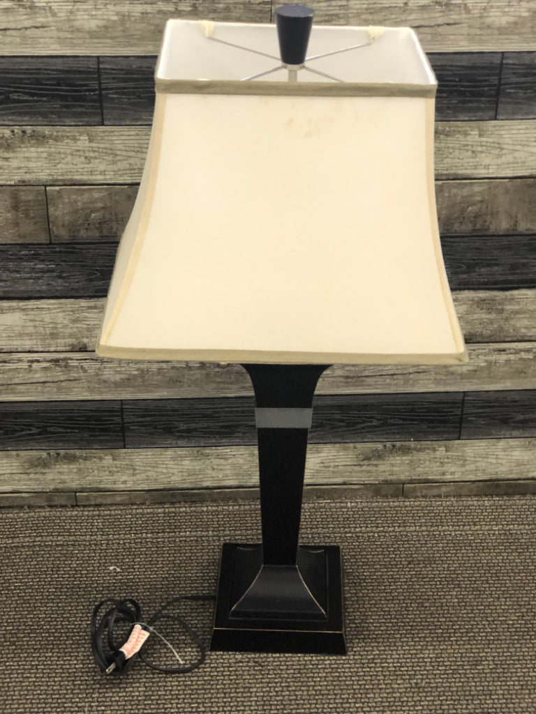 BLACK SQUARE BASE LAMP W TAN SQUARE SHADE.