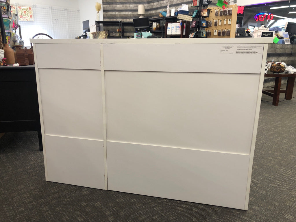 WHITE 3 DRAWER DRESSER W CABINET.