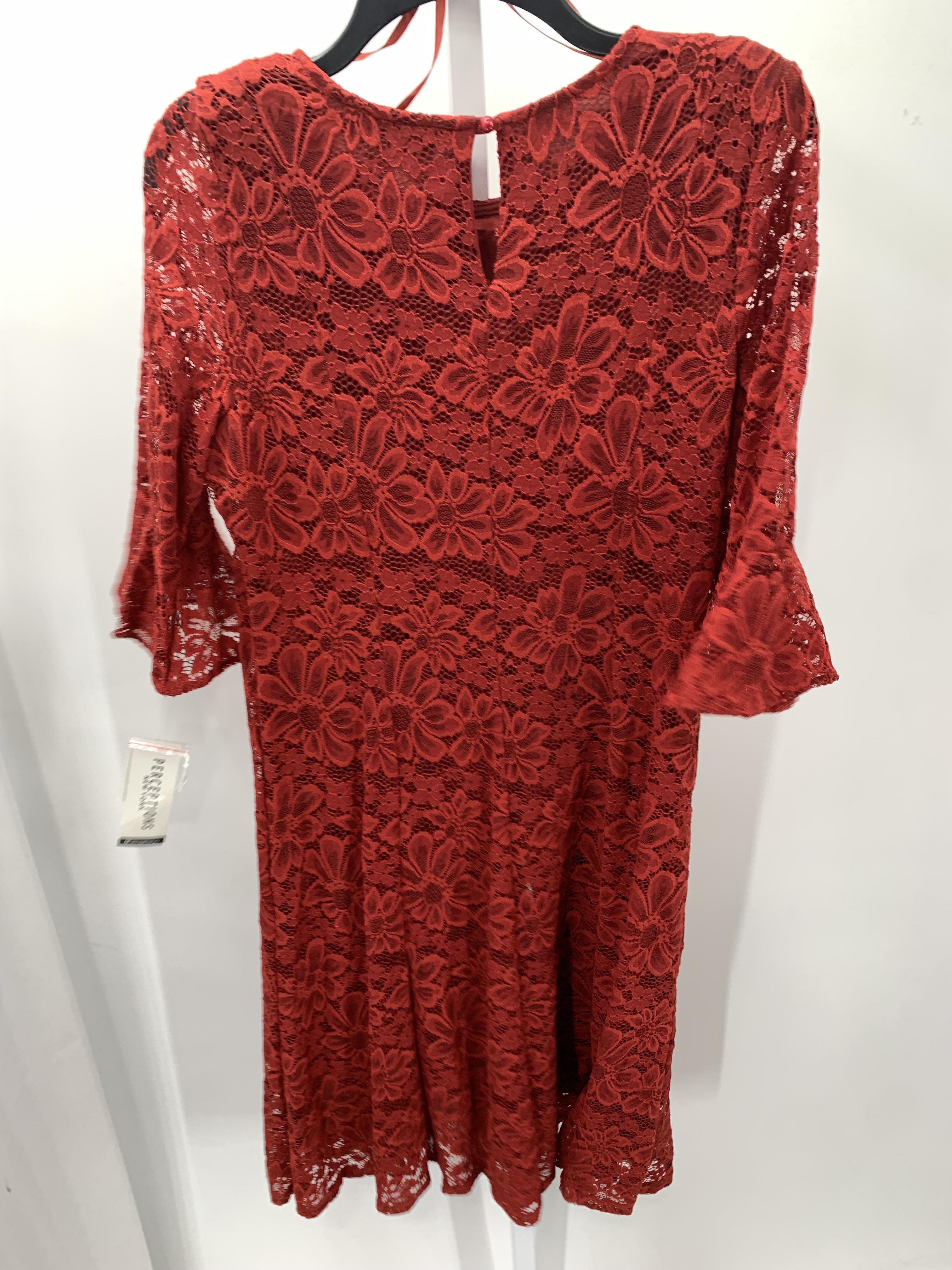 Perception Size Medium Misses Short Sleeve Dress