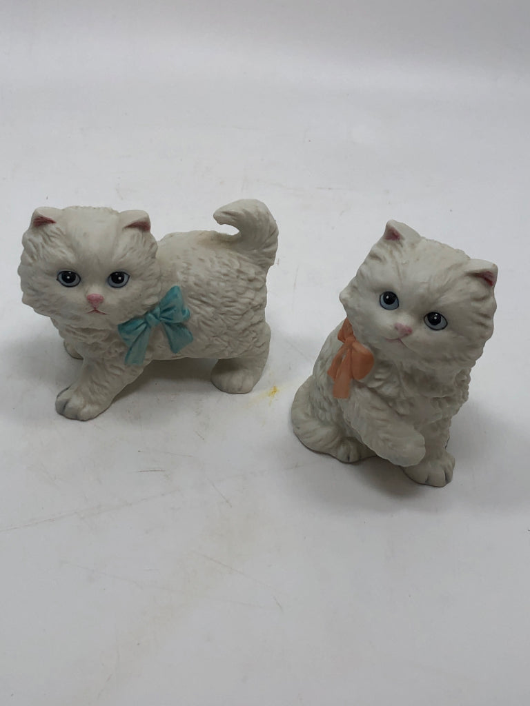 2 HOMCO PINK/BLUE BOW CAT FIGURINES.