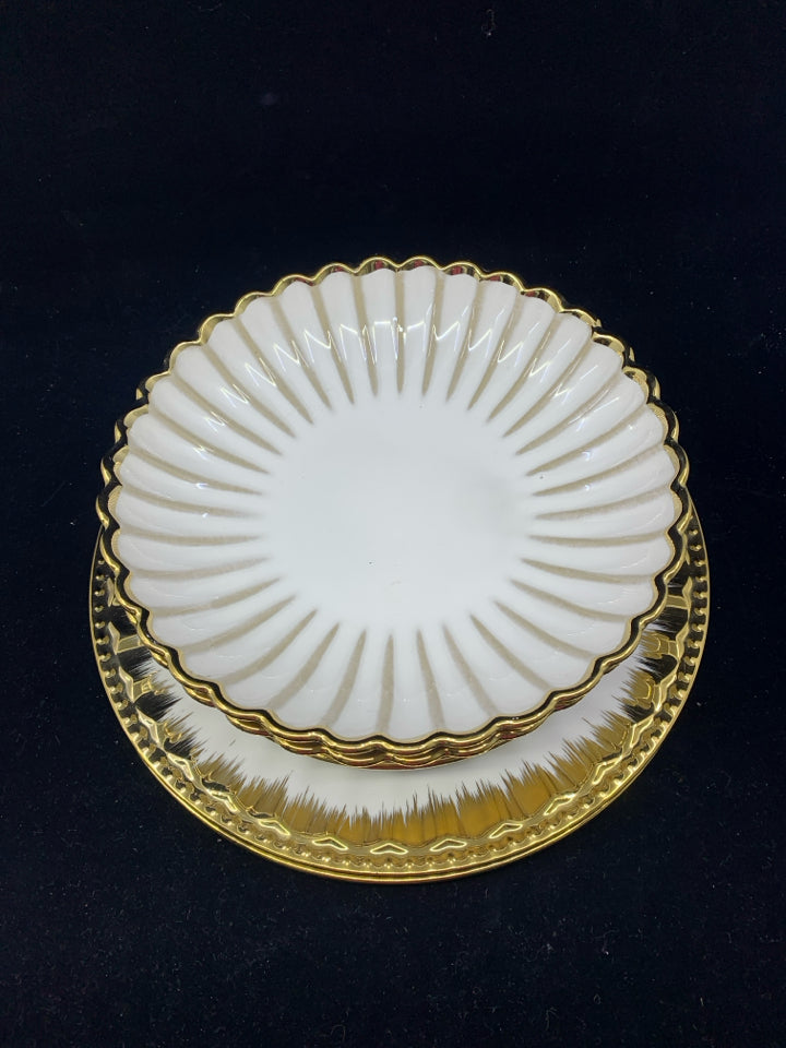 6PC SCALLOP EDGE GOLD SERV FOR 2 - 2 DINNER PLATES, 2 LUNCH PLATES, 2 BOWLS.