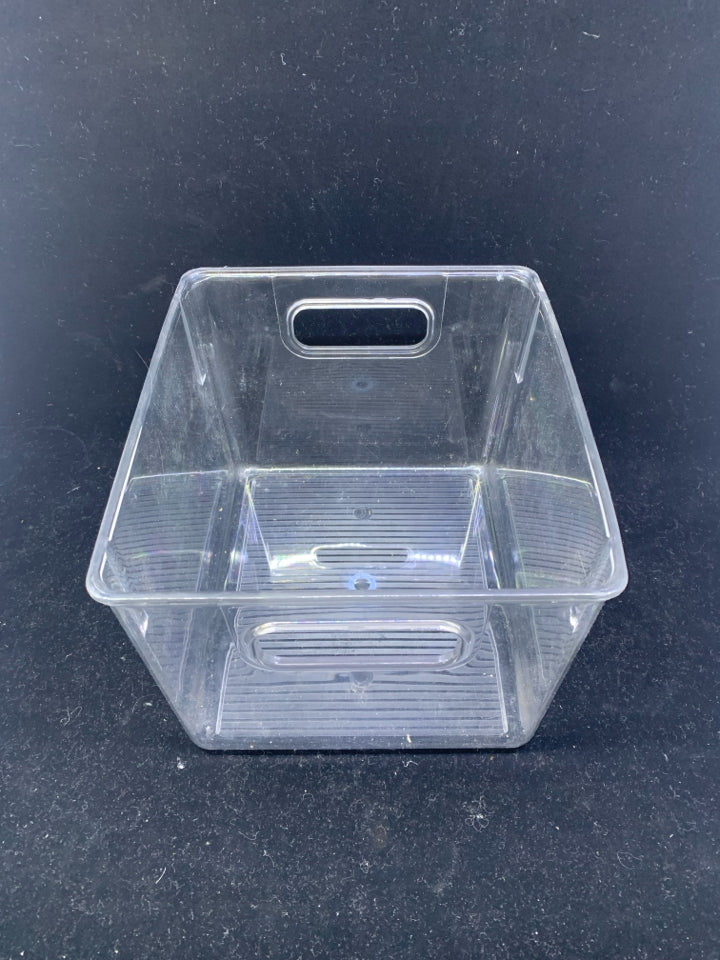 PLASTIC BIN W/HANDLES.