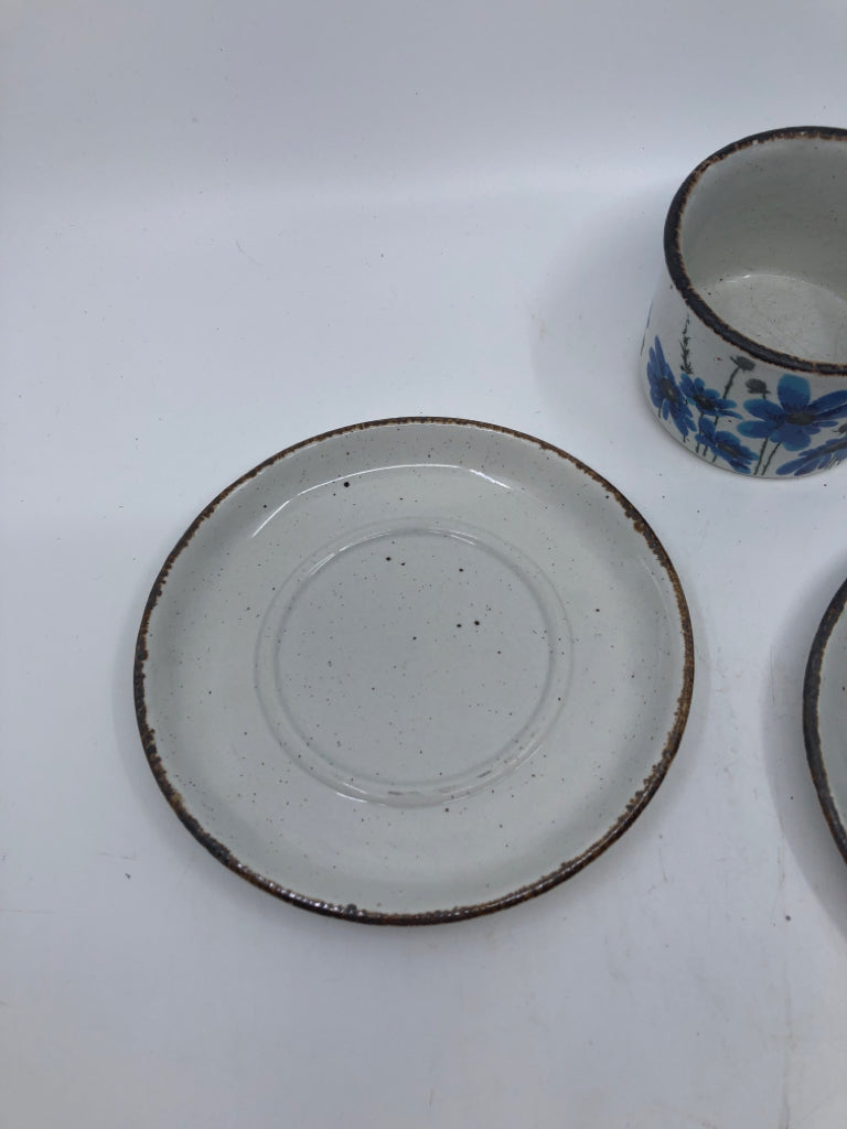 2 VTG BLUE FLORAL MUGS + SAUCERS.