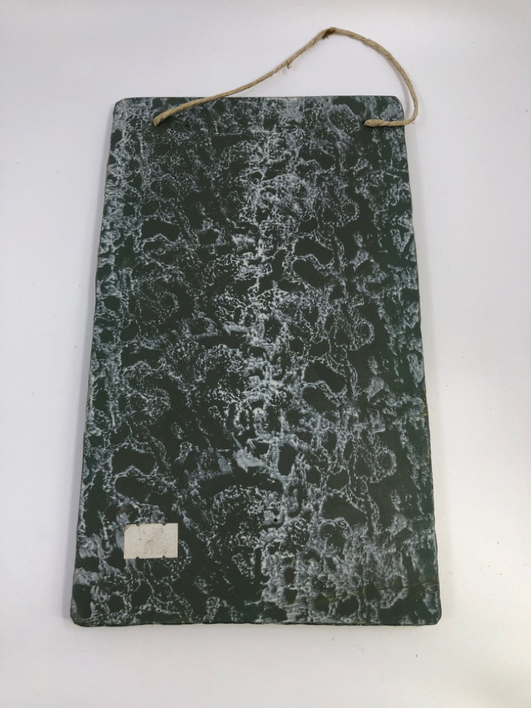 WELCOME GUESTS WALL HANGING.