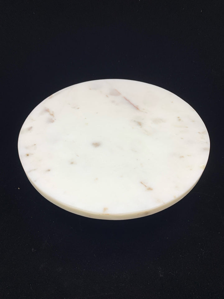 MARBLE AND GOLD CAKE STAND.