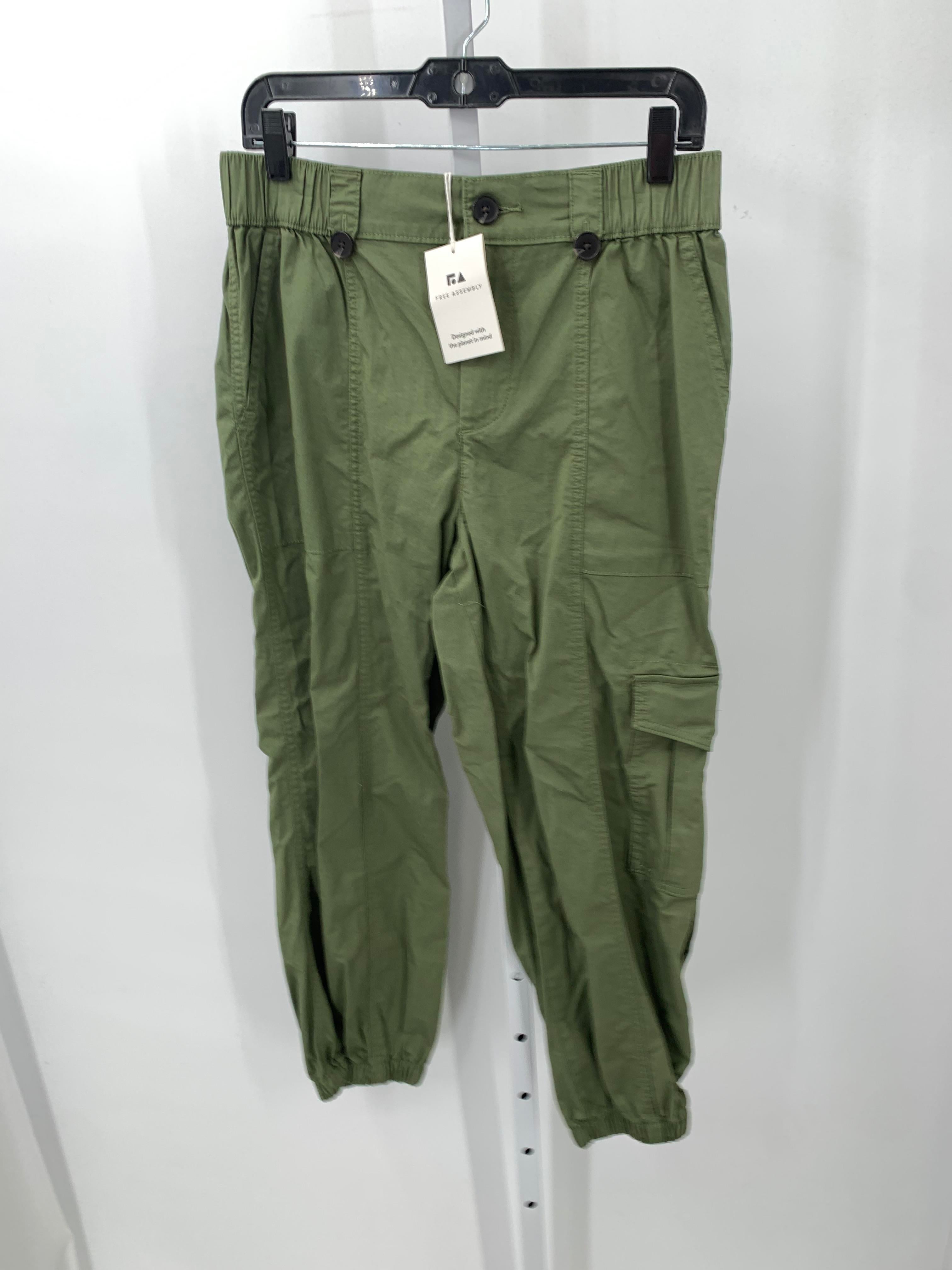 Free Assembly Size Small Misses Pants