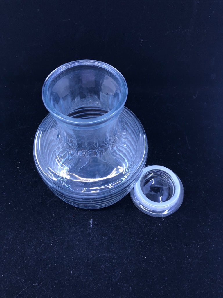 RIBBED GLASS PITCHER W/ SEAL TOP.