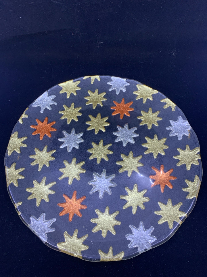 CIRCLE PLATTER W GOLD SILVER AND ORANGE ACCENT.