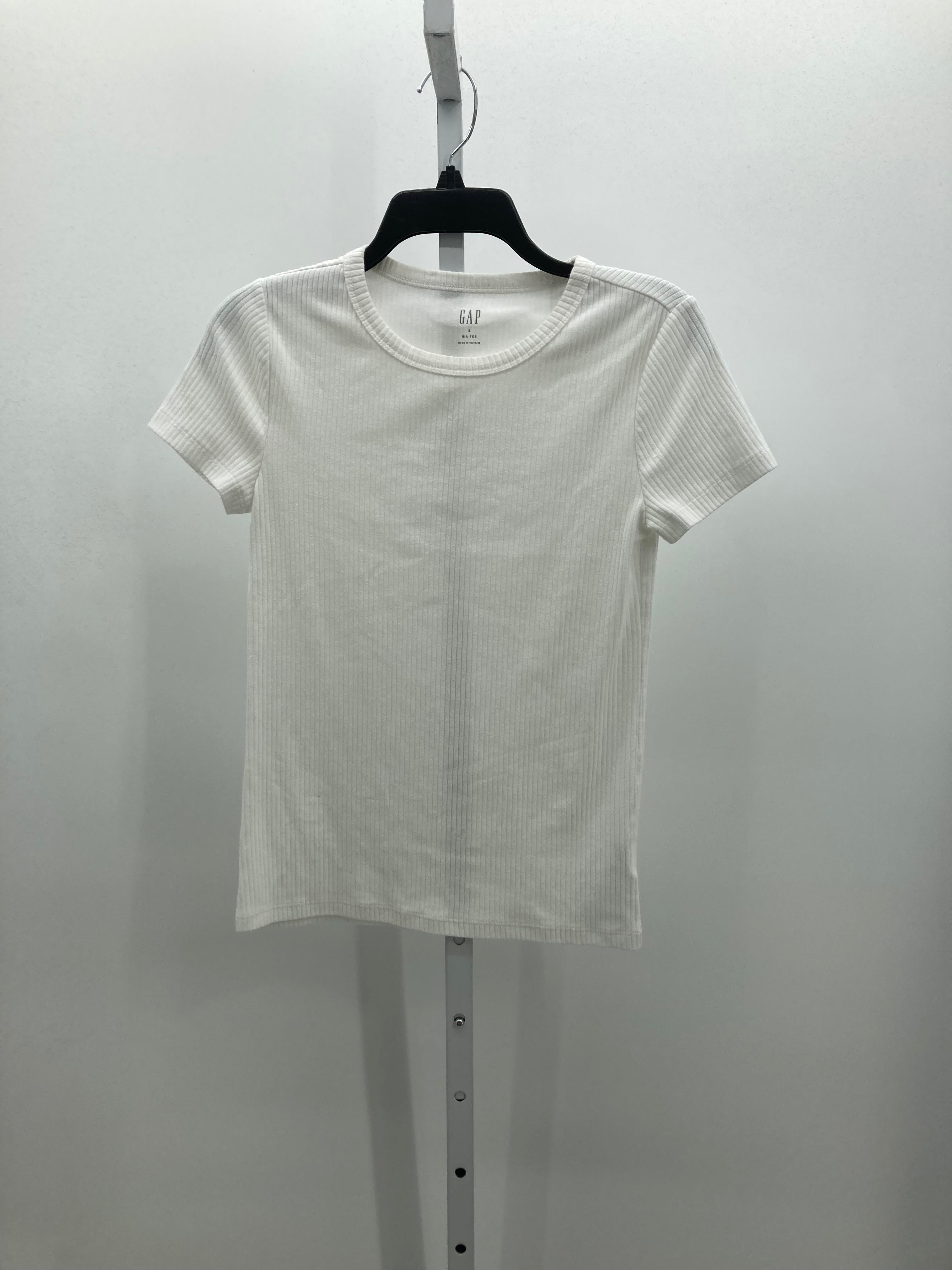 Gap Size Small Misses Short Sleeve Shirt