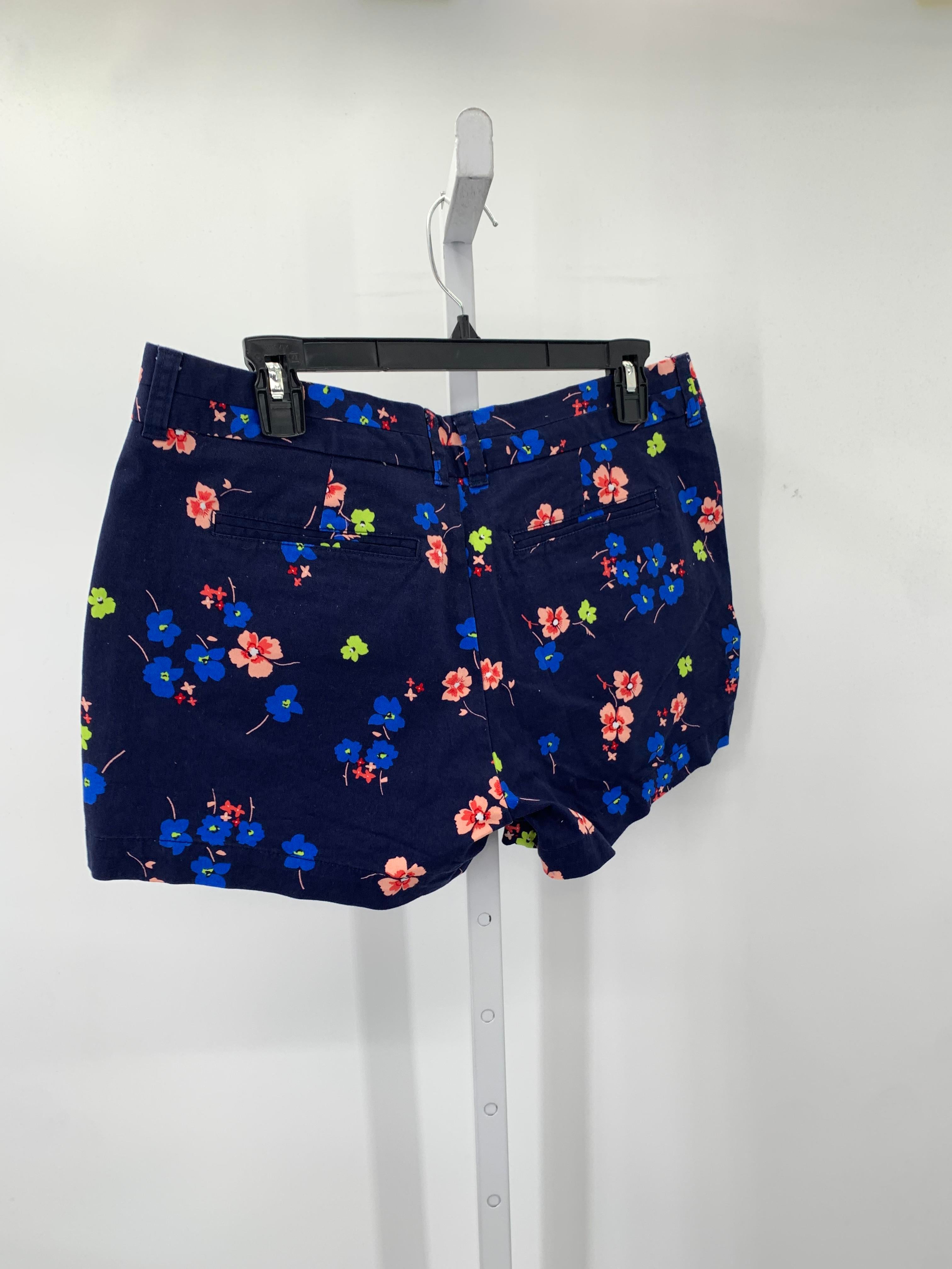Gap Size 8 Misses Shorts