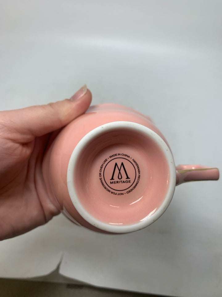 MERITAGE TEACUP W/ BUTTERFLY INSIDE.