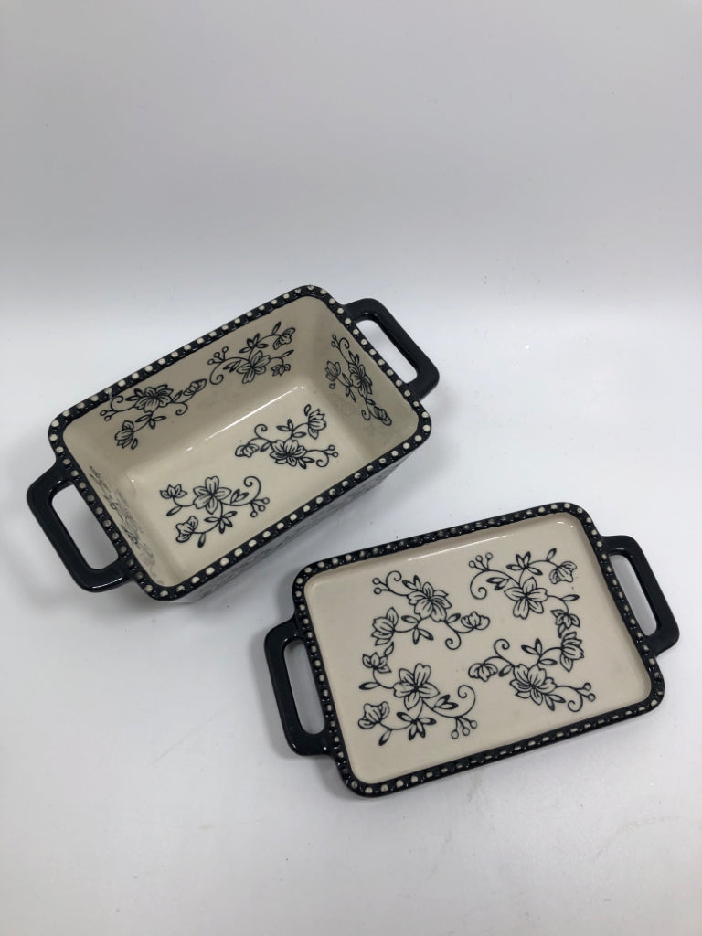 2PC SM BLACK/WHITE FLORAL TEMPTATIONS DISH W/LID.