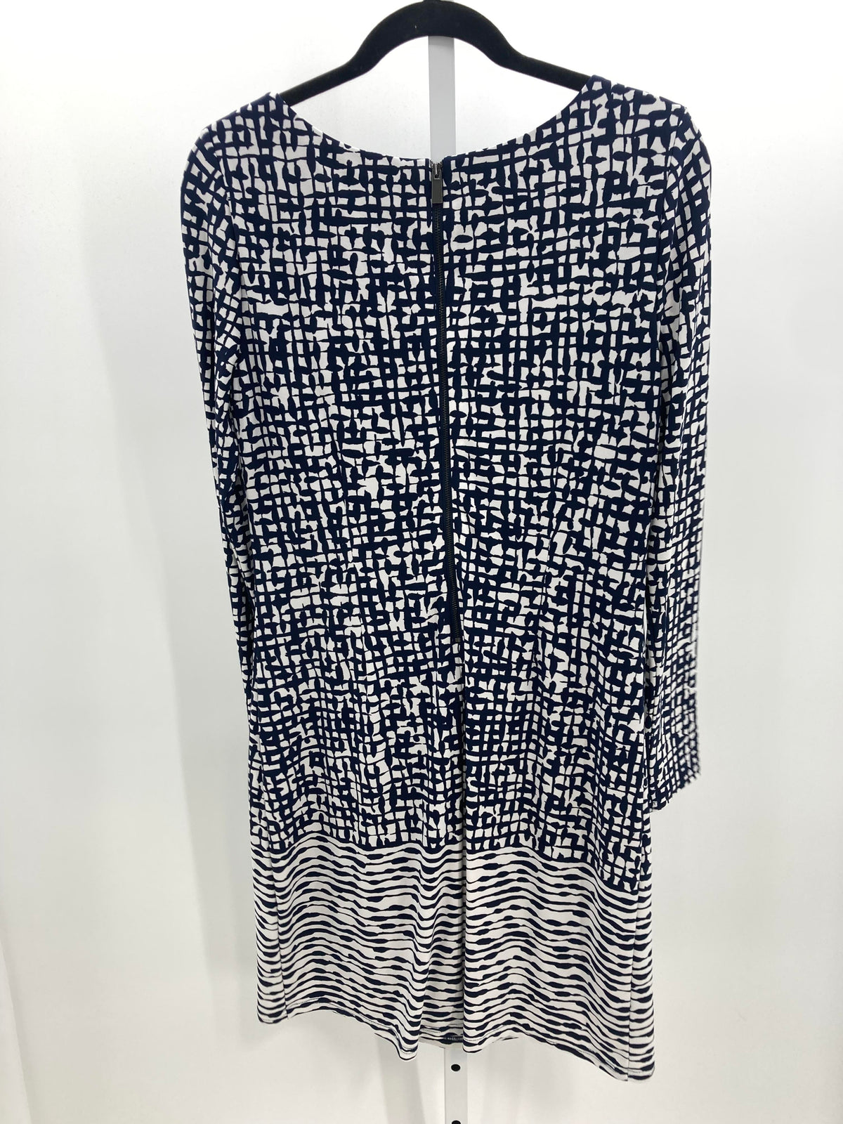 Vince Camuto Size 6 Misses Long Sleeve Dress