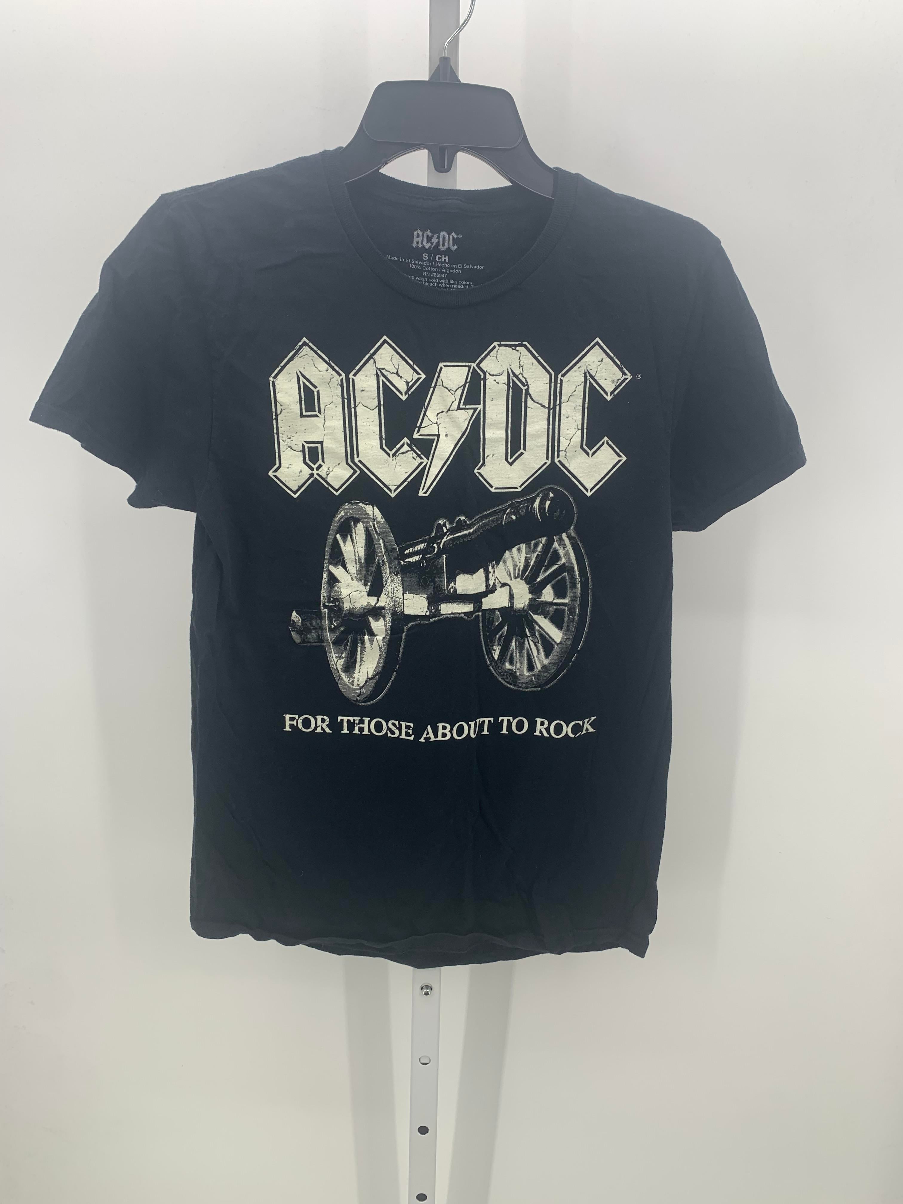Size Small Misses Short Sleeve Shirt