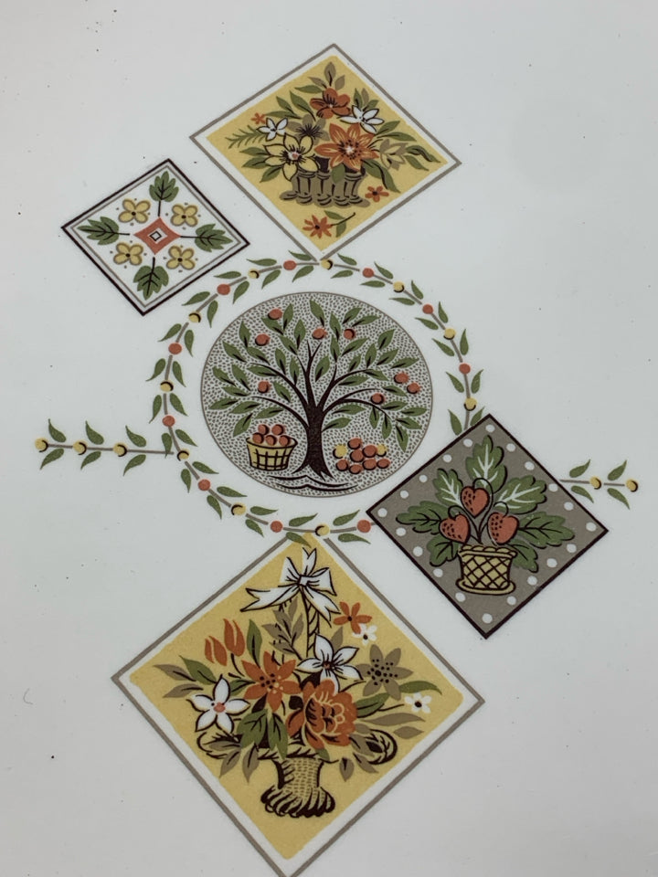 VTG BROCATELLE PATTERN OVAL SERVING PLATE.