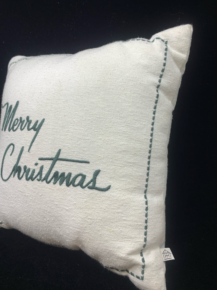 MERRY CHRISTMAS PILLOW.