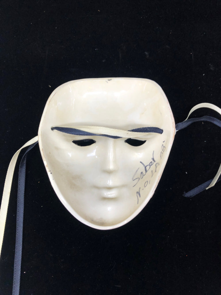 BLACK AND WHITE BOURBON STREET MASK.