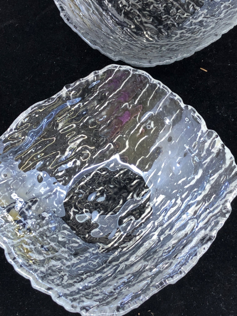 4 TEXTURED GLASS IRIDESCENT BOWLS.