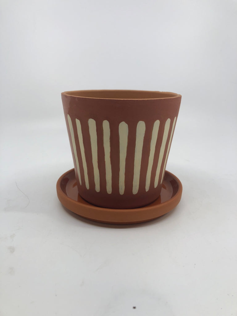 PAINTED TERRA COTTA PLANTER  W DRIP TRAY.