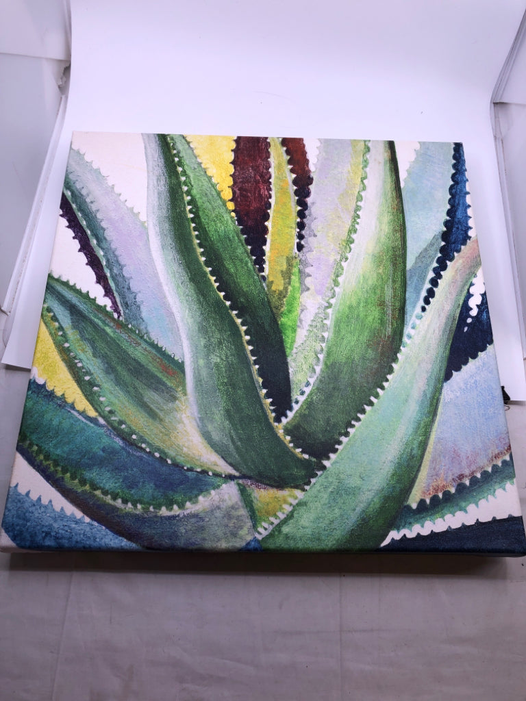 ALOE PRINT CANVAS WALL HANGING.