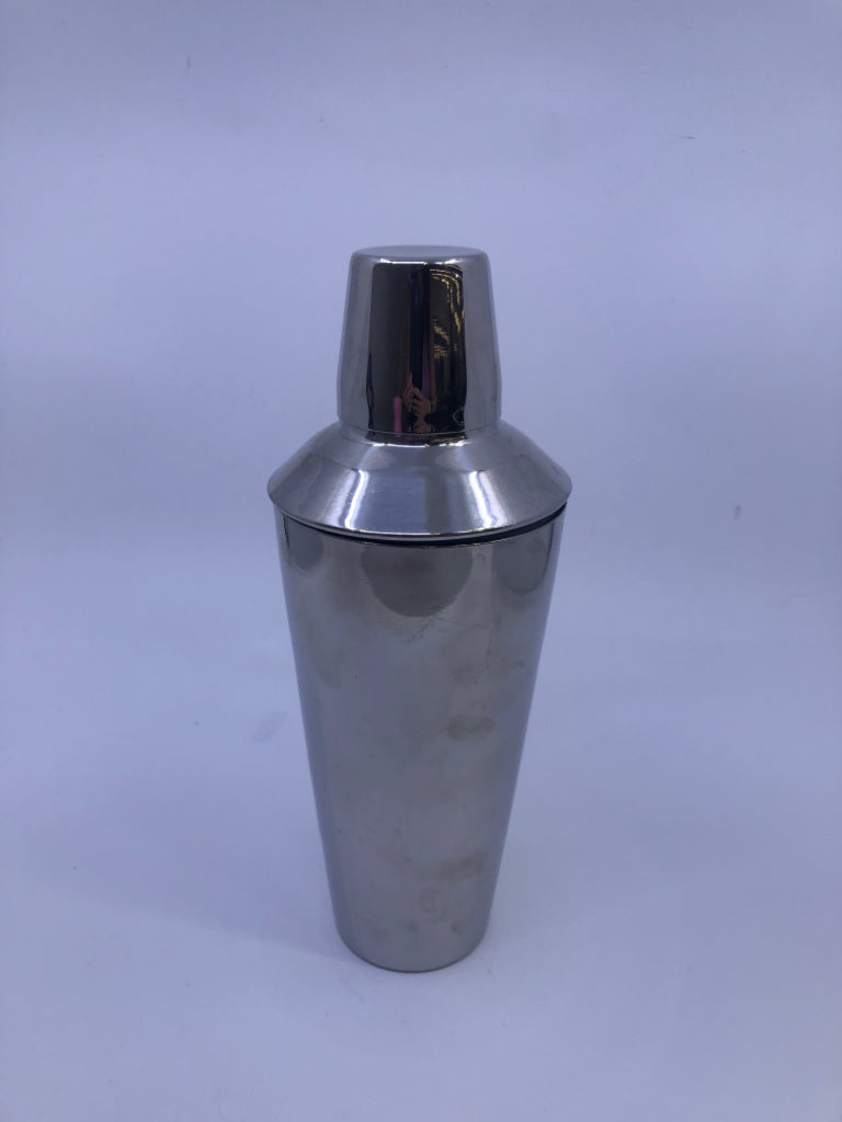 STAINLESS STEEL COCKTAIL SHAKER.