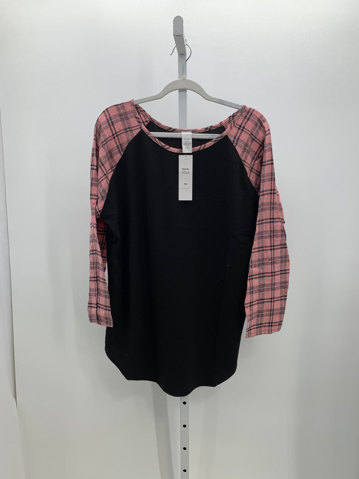 Size Extra Large Misses Long Sleeve Shirt