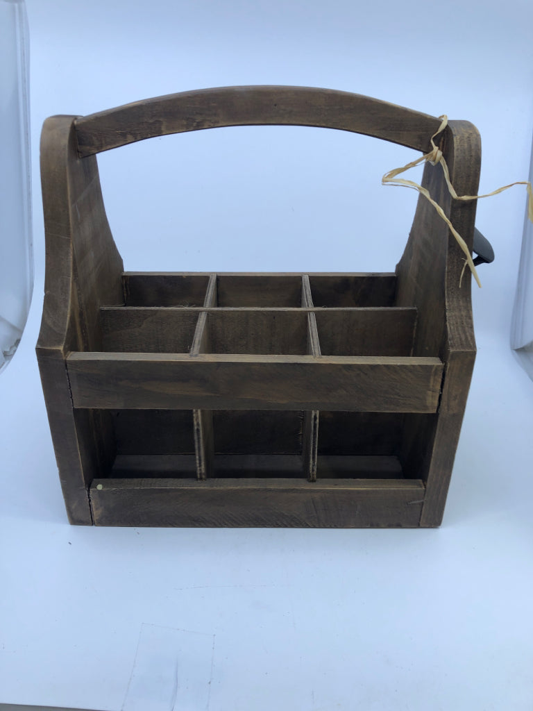 WOOD BOTTLE CARRYING CRATE W BOTTLE OPENER.