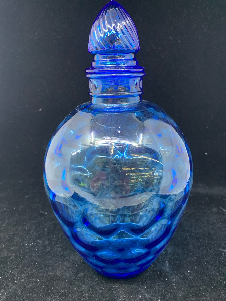 BLUE DECANTER W STOPPER.