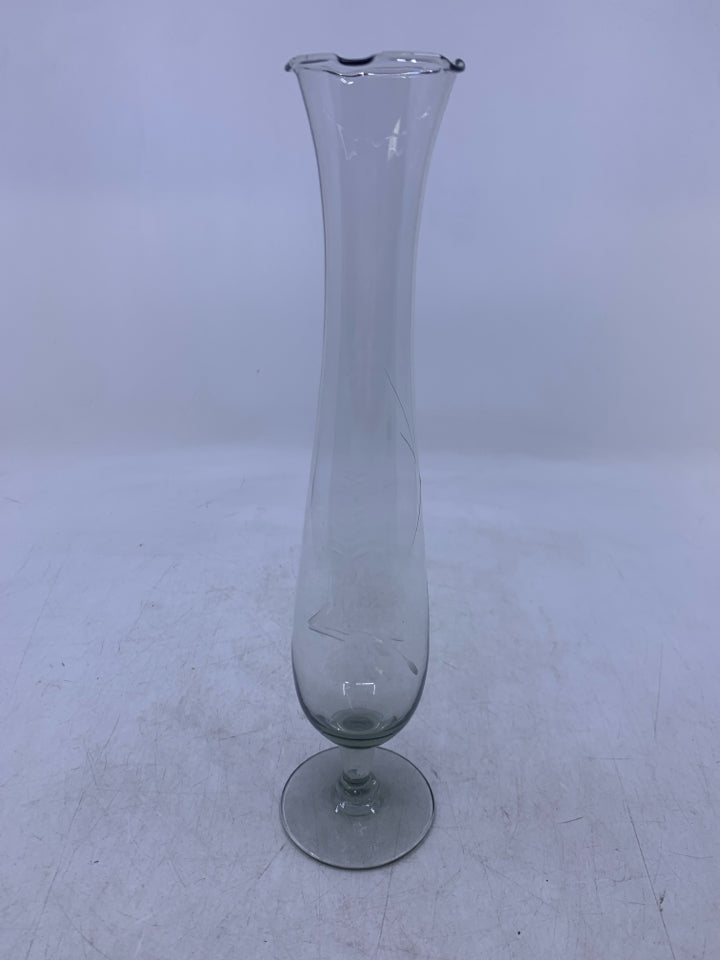 FOOTED CLEAR GLASS VASE W/ ETCHED FLOWERS RUFFLE EDGE.