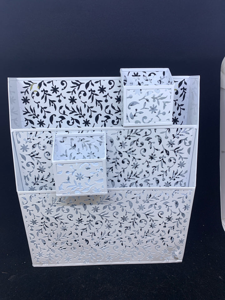 3 PC WHITE MAGNETIC FILE ORGANIZER.
