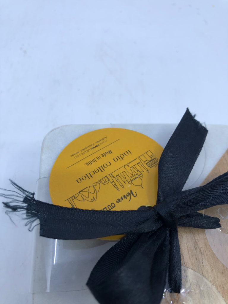 NIP MARBLE/WOOD COASTER SET.