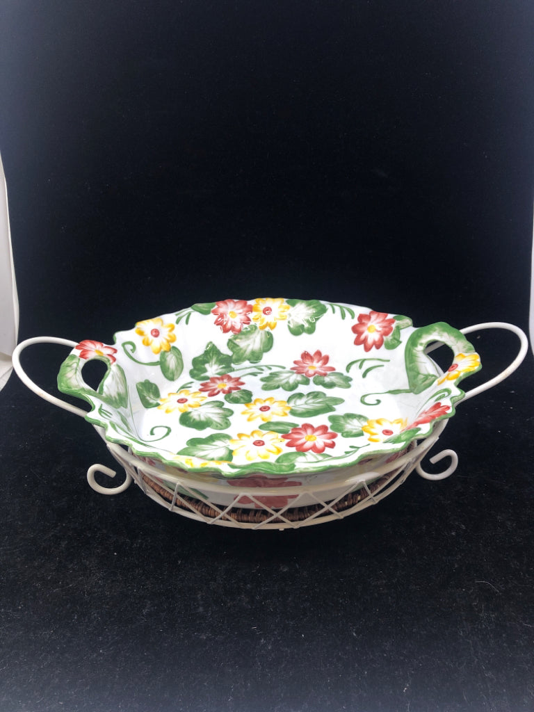 LARGE CASSEROLE DISH IN WHITE METAL STAND.