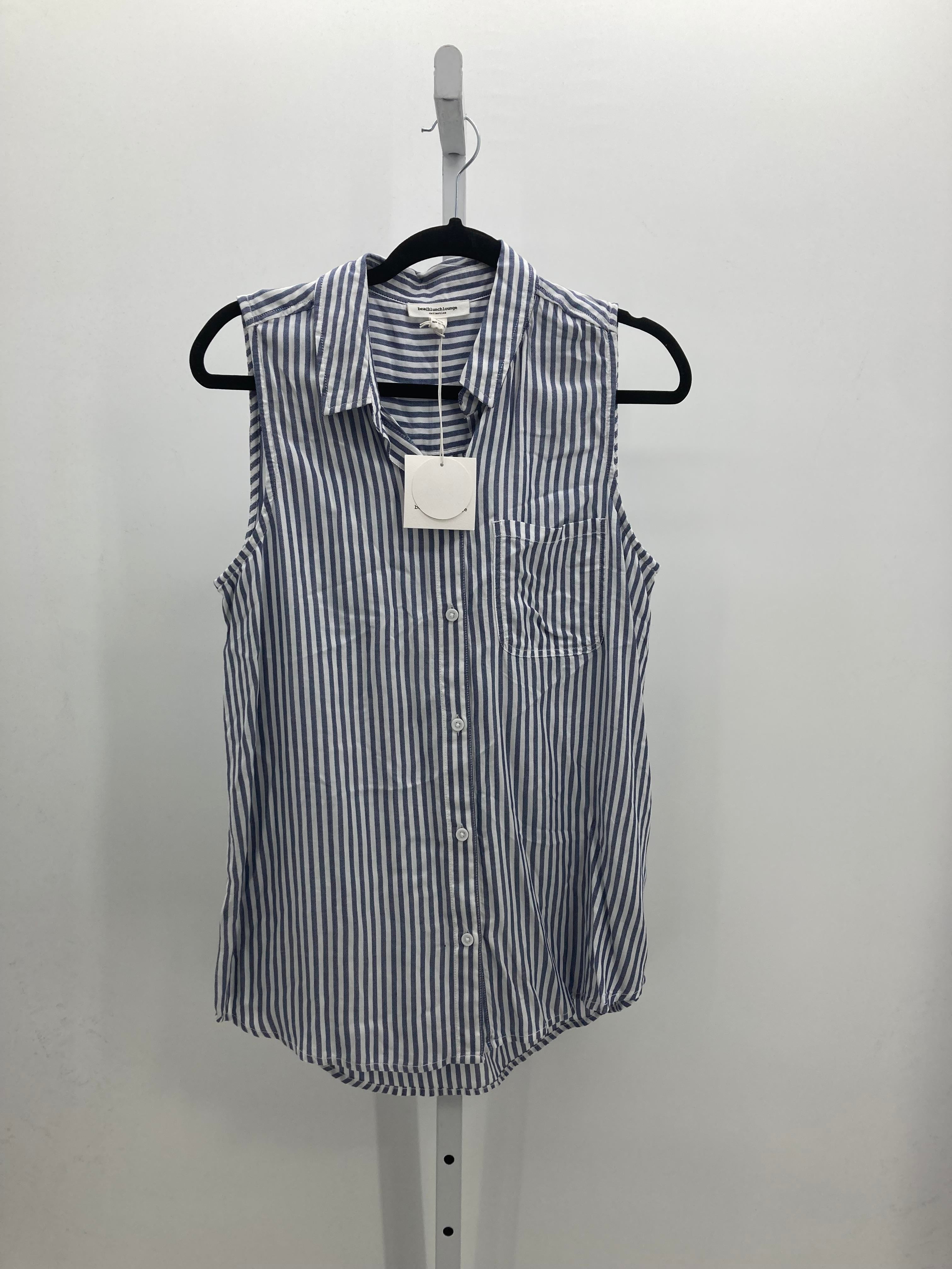 Size Medium Misses Sleeveless Shirt