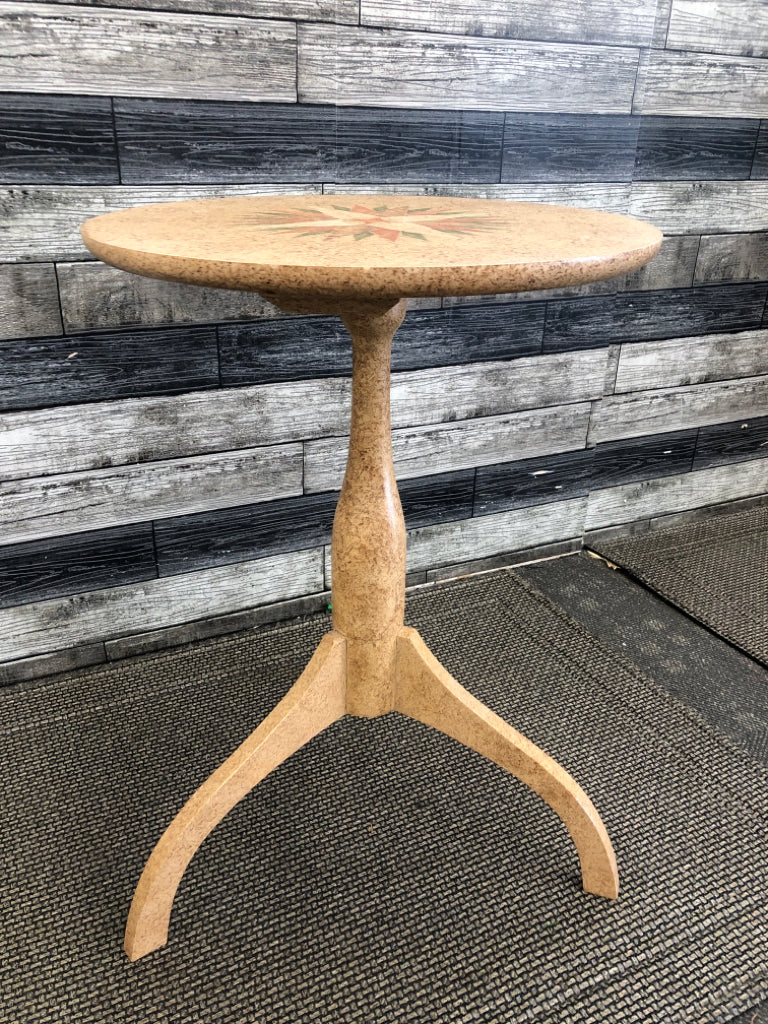 SMALL ROUND VTG TABLE W STAR PATTERN TOP.