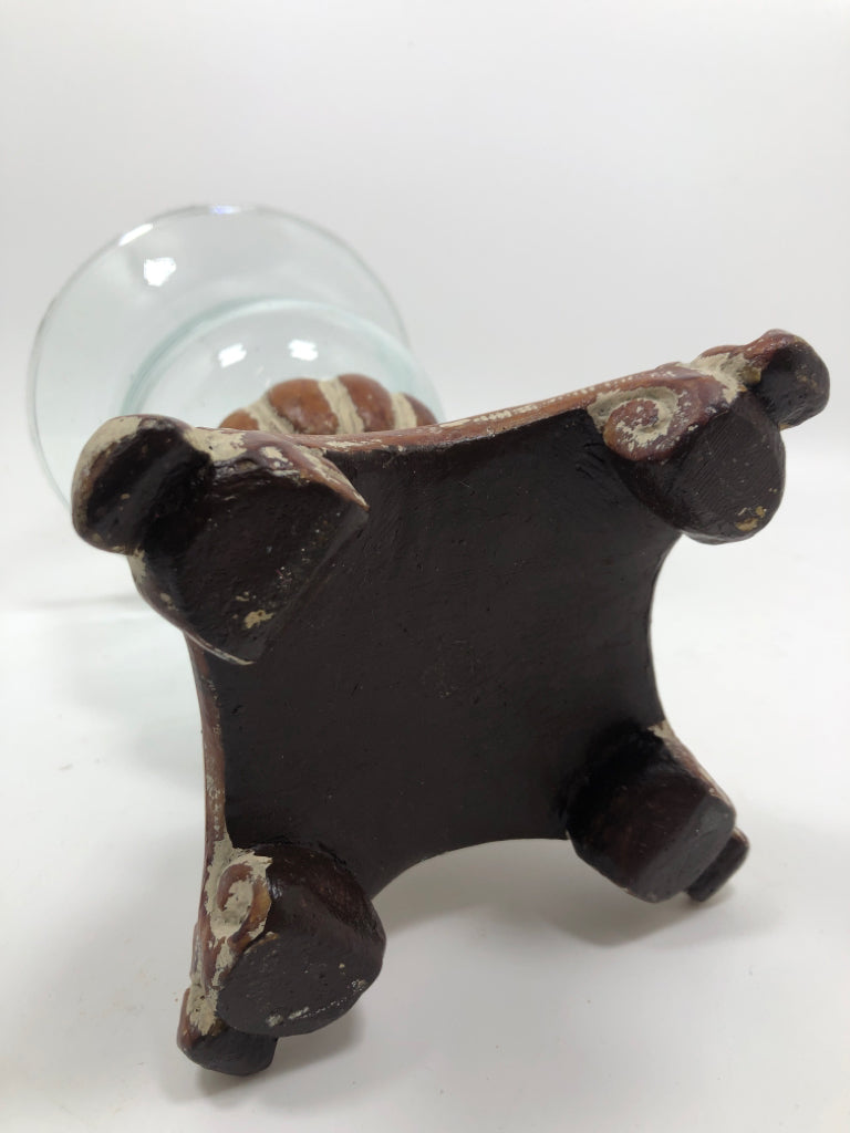 WHITE WASHED WOOD BASE W/GLASS CANDLE HOLDER.