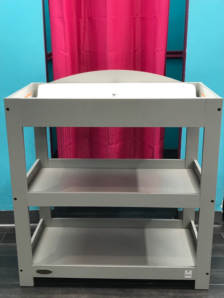 Graco Customizable Changing Table with Water-Resistant Changing Pad
