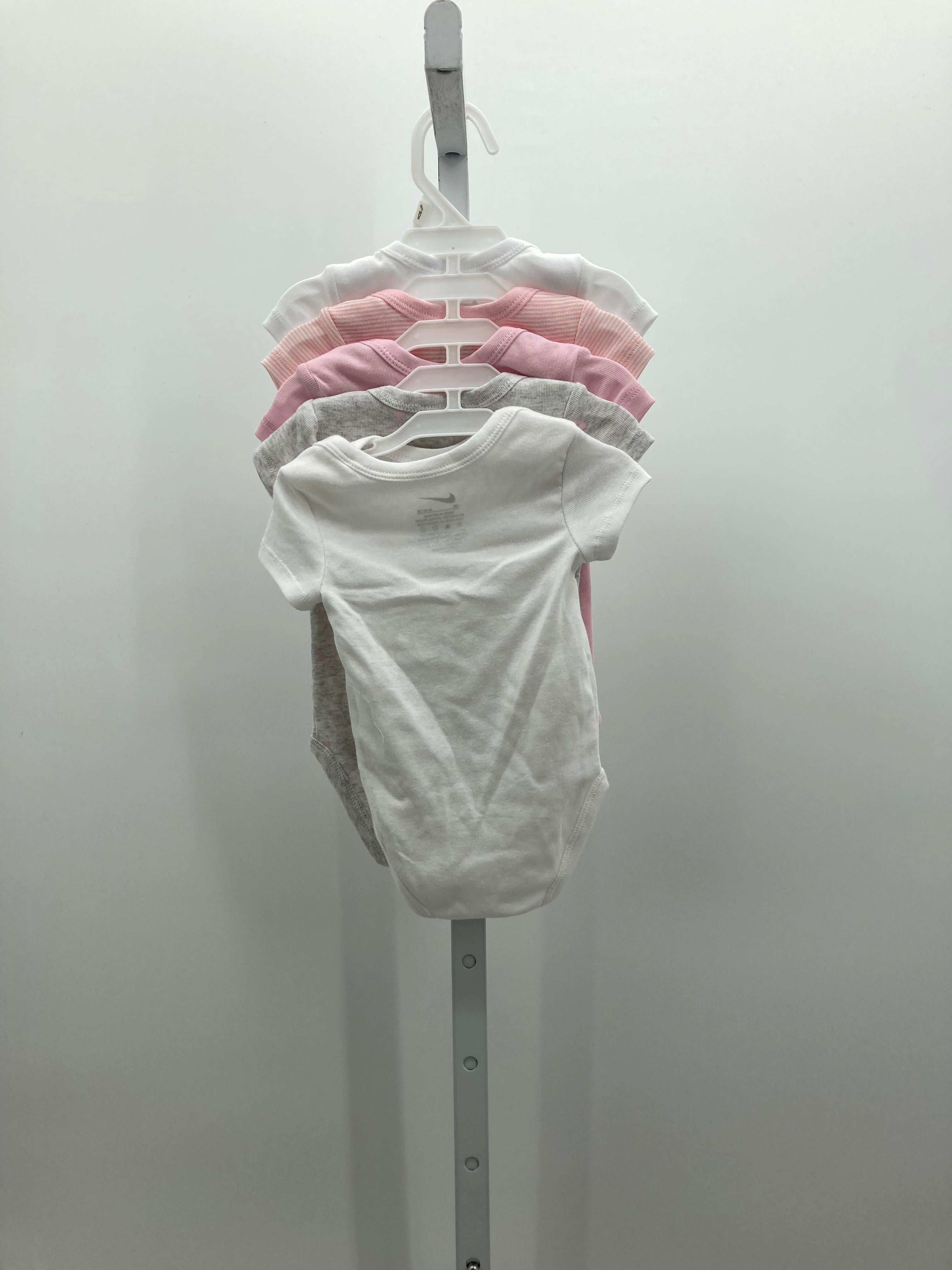 Nike Size 3 Months Girls 5 Pieces