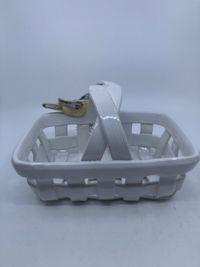 CERAMIC WHITE BASKET W/FLOWERS AND BIRD.