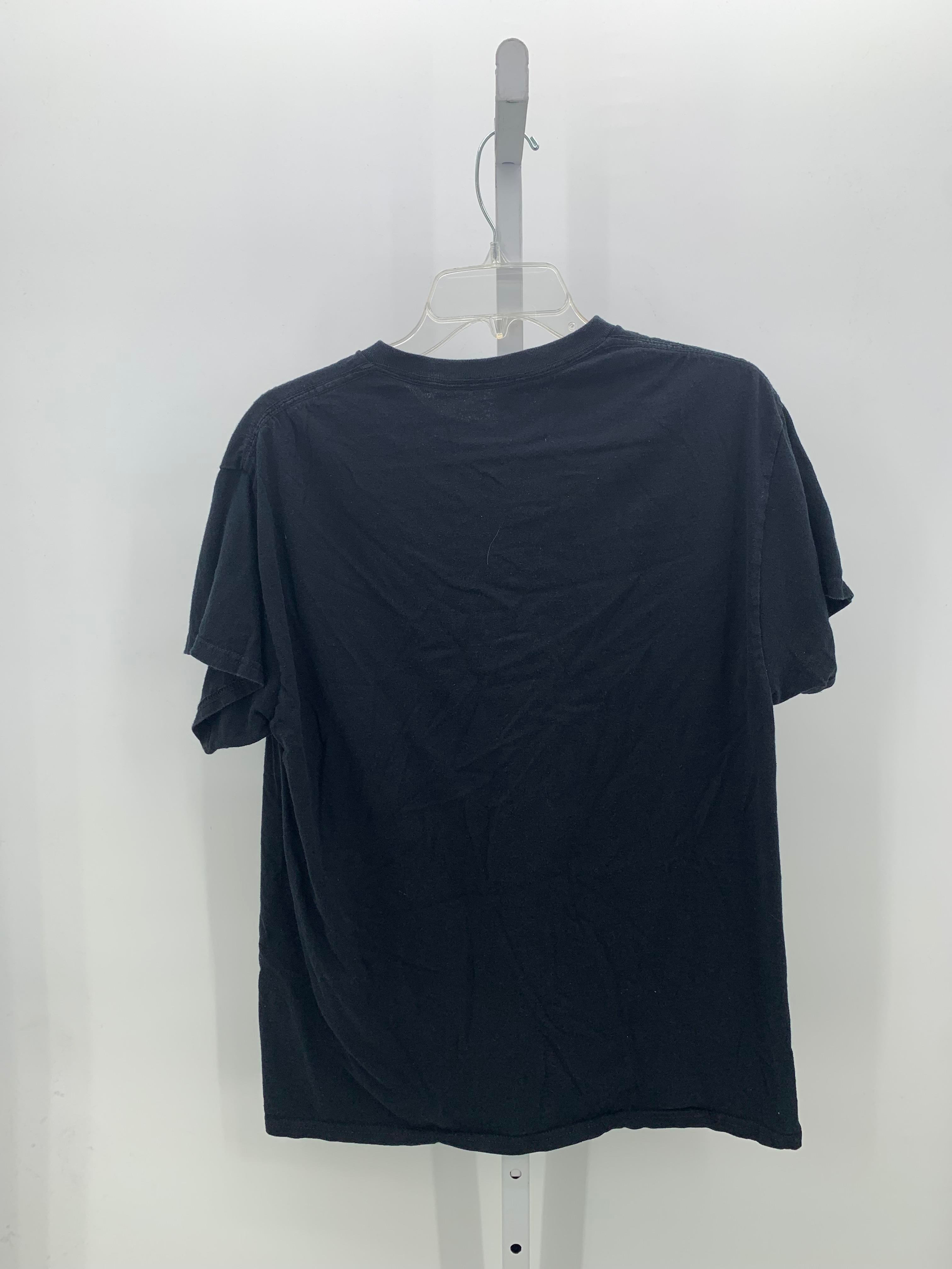 GRAPHIC KNIT TEE.