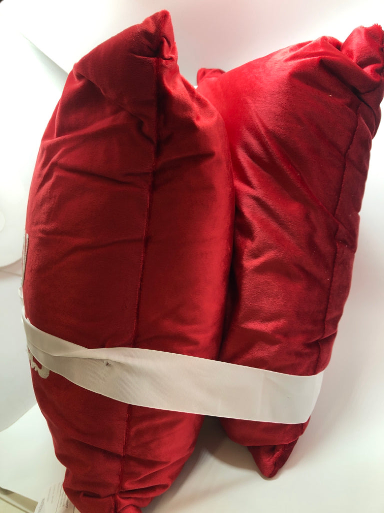 NIP 2 MERRY CHRISTMAS PILLOWS.