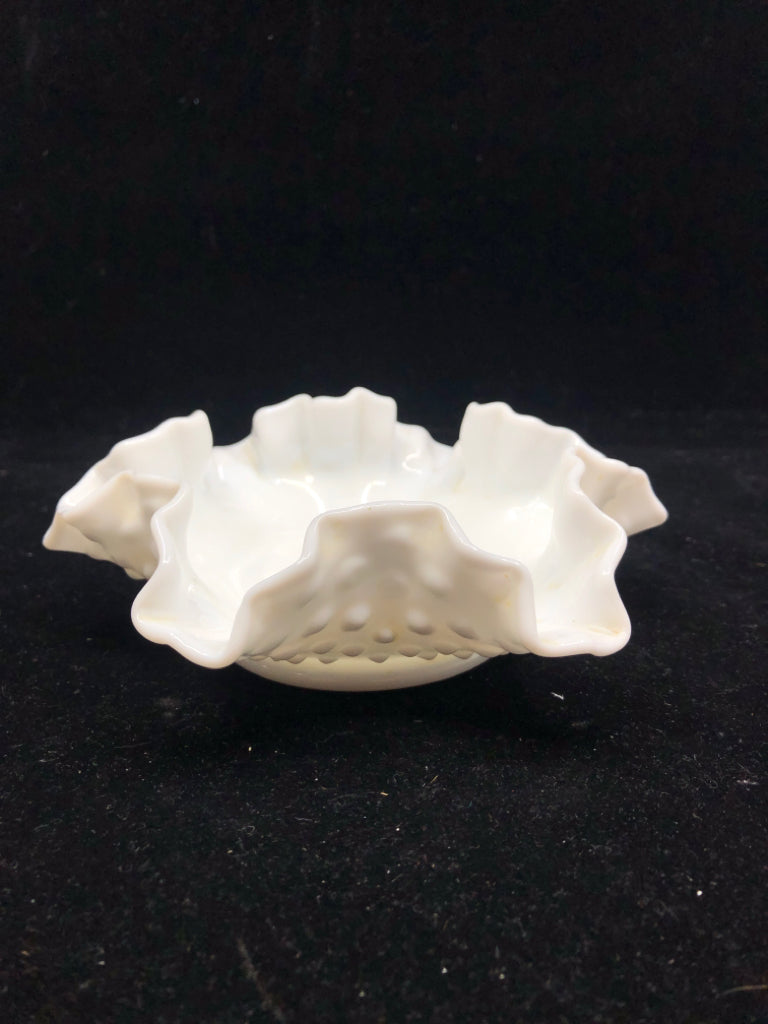 VTG MILK GLASS HOBBNAILED ASH TRAY.