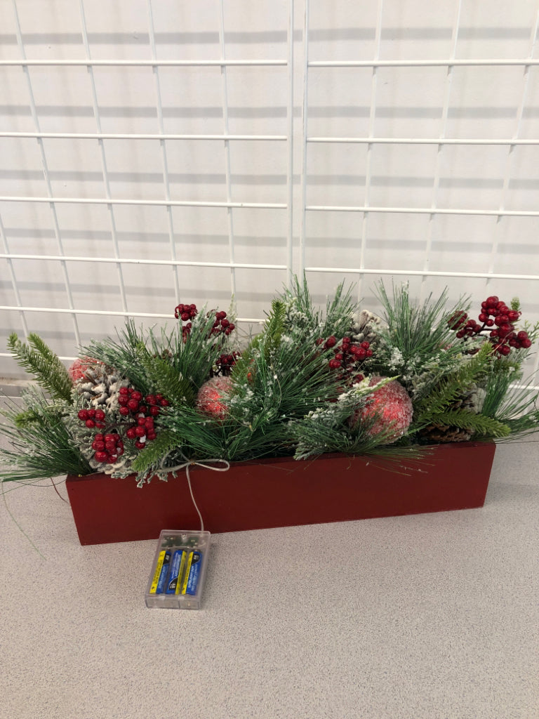 SNOW COVERED LIGHT-UP "MERRY" PINE & BERRY DECOR.
