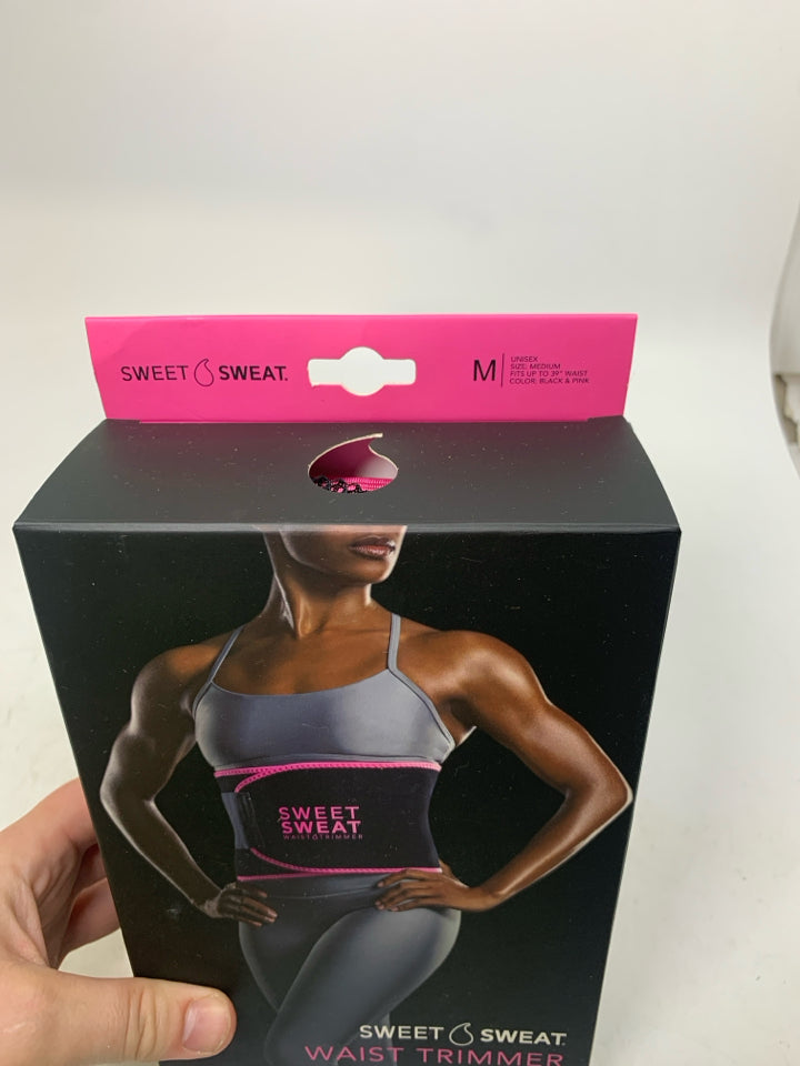NIB SWEAT WAIST TRIMMER.